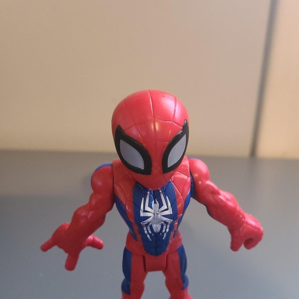 Hasbro Spidey Figure